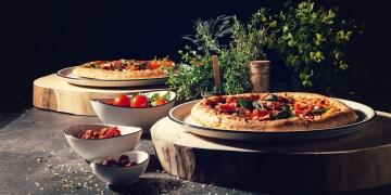 SeltmannWeiden_67_10826_pizza_01_Pizzateller_Kategorie_KochForm_3000_1500.jpg