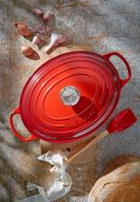 Le Creuset Bräter Signature oval in kirschrot