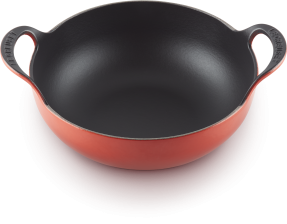 Le Creuset Balti Dish in kirschrot