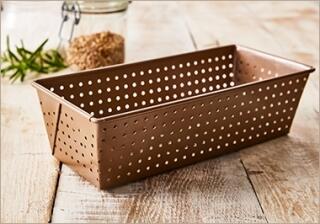 STADTER We love baking -OVEN BAKING TRAY WITH SPECIAL PERFORATION