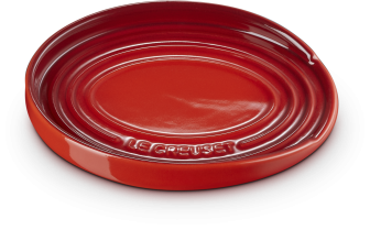 Le Creuset Löffelablage oval, 16 cm in kirschrot